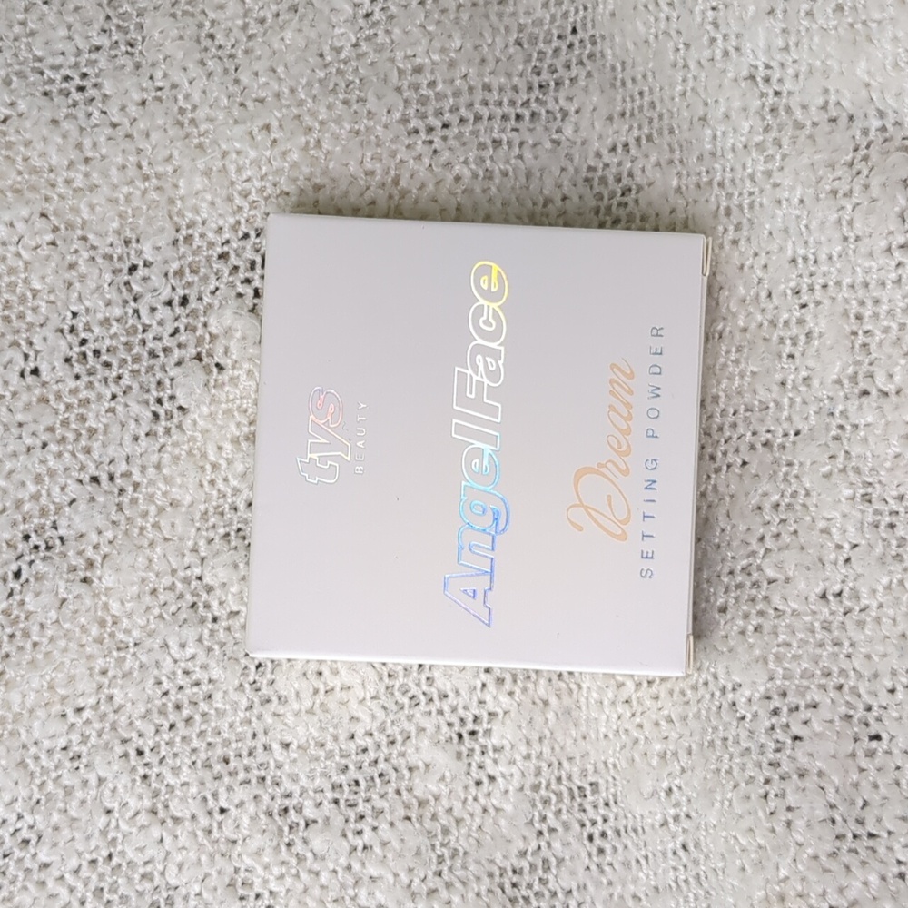 TYS BEAUTY Angel Face Setting Powder in Dream, 9g/0.31oz - Picture 2 of 10